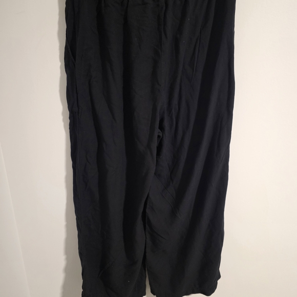 Abercrombie & Fitch Black Straight Leg Pants - Picture 6 of 11